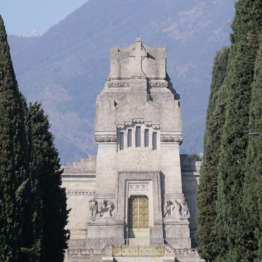 Il Cimitero e la Città: paesaggi del ricordo e visioni future [DP25069AI]